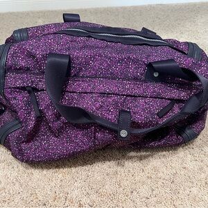 vintage lululemon bag in like new shape